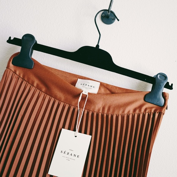 🔺SOLD🔺Sézane Dino Skirt Sz 38 - Picture 2 of 6